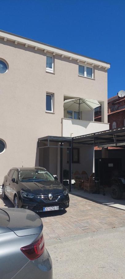 Apartments Stipe Biograd Na Moru Exterior foto